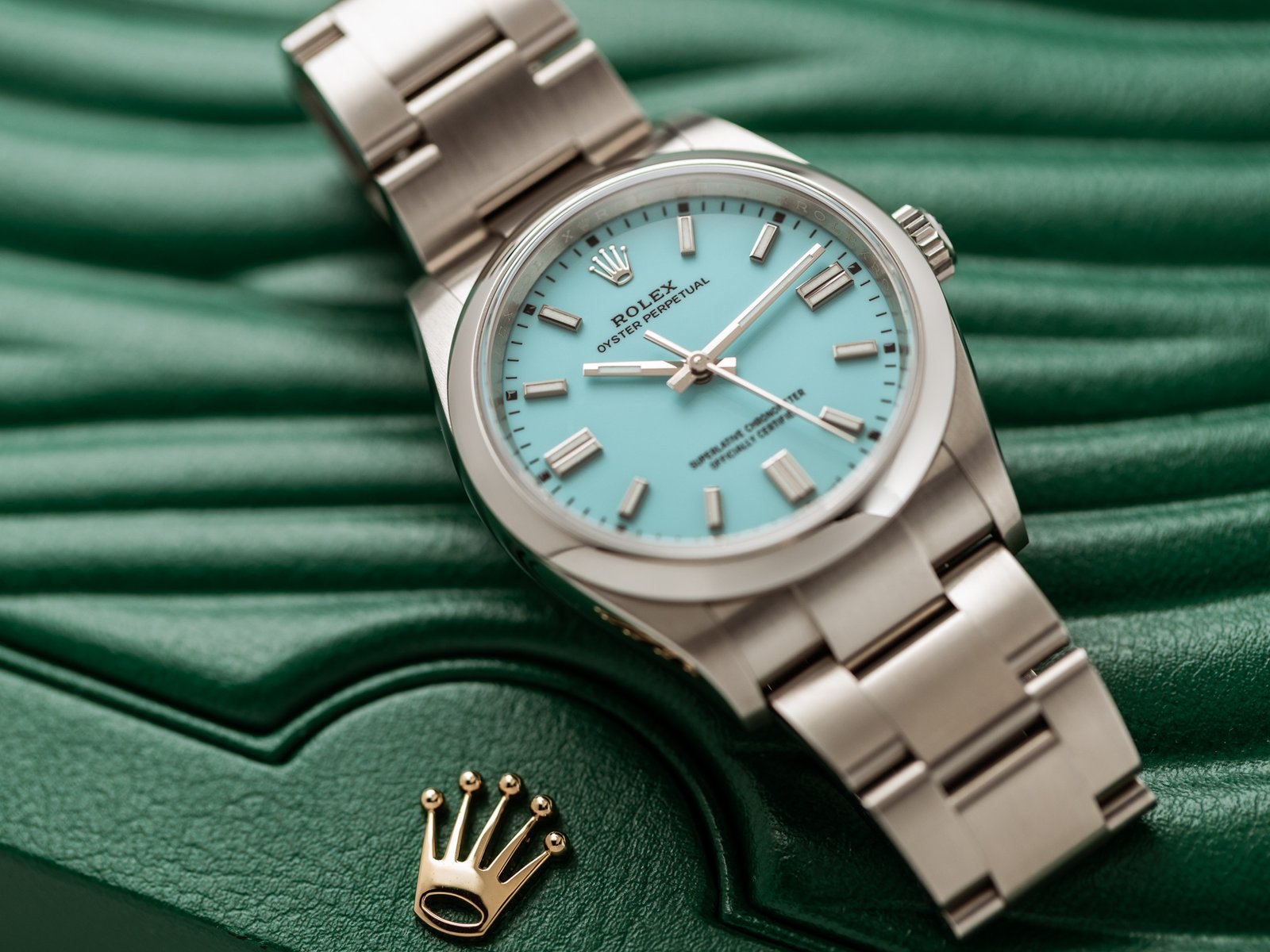 rolex-oyster-perpetual-36-mm-ref--126000-tiffany-blue-stainless-steel-box-papers-bj-2020-unworn-b